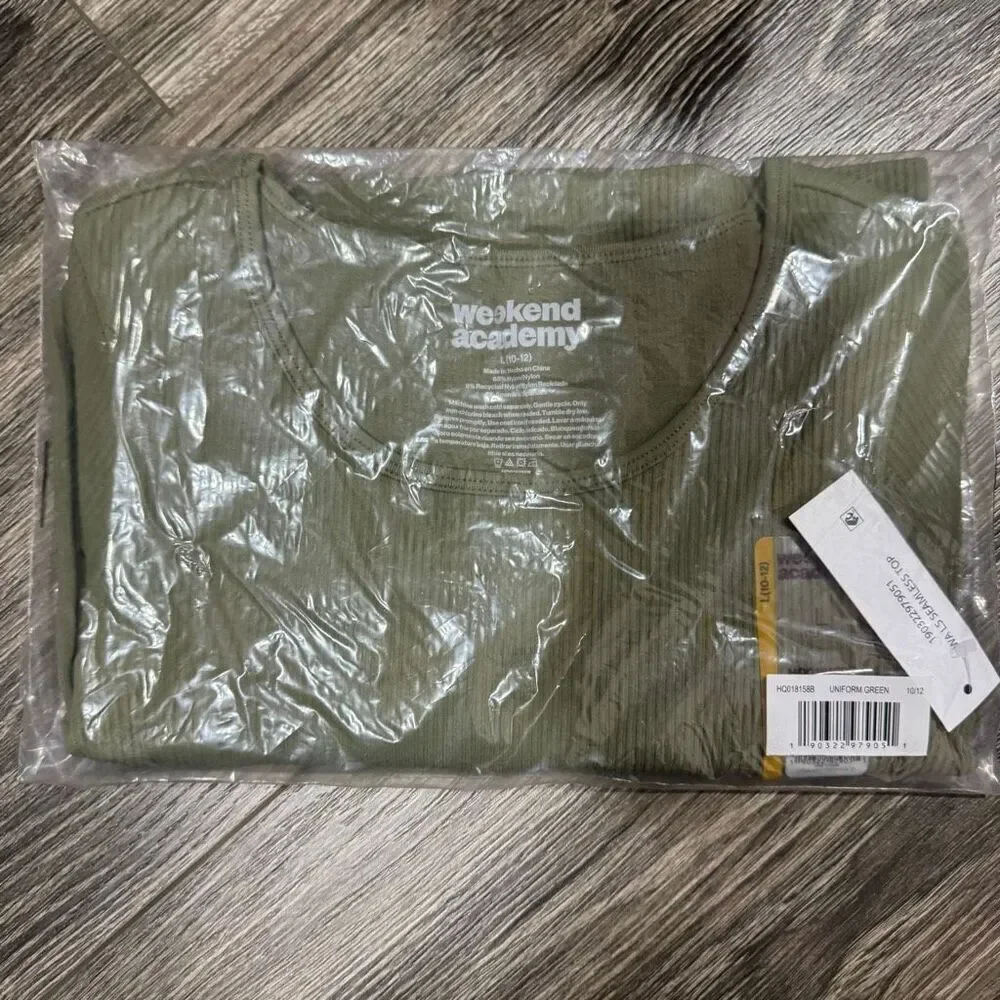 New Weekend Academy Large (10-12) Olive Green Ribbed Long Sleeve Tee